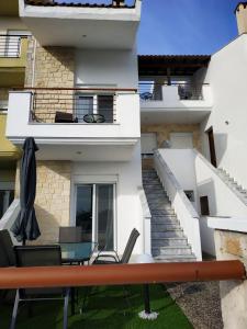 Balkón nebo terasa v ubytování Kryopigi Home 2