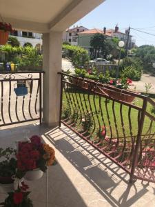Balkón alebo terasa v ubytovaní Apartman SARA