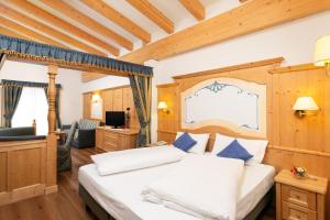 Postel nebo postele na pokoji v ubytování Hotel Gries