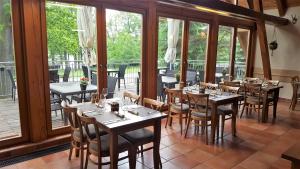 Reštaurácia alebo iné gastronomické zariadenie v ubytovaní LH Parkhotel Hluboka Nad Vltavou Congress & Wellness