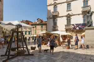 Photo de la galerie de l'établissement Hidden Gem in Diocletian Palace Old Town Center Split, à Split