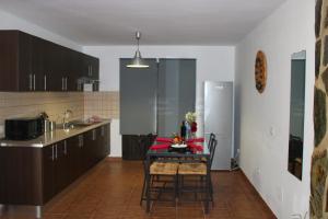Kuchyňa alebo kuchynka v ubytovaní Apartamento los Rostros