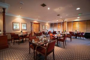 Muthu Glasgow River Hotel