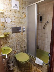 Koupelna v ubytování Hotel Faller