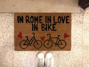 Galeriebild der Unterkunft IN ROME IN LOVE IN BIKE in Rom