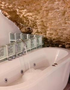 Koupelna v ubytování Apartamentos3Cuevas + 21 fotografií