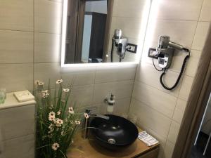 Koupelna v ubytování Luxury rooms Lira
