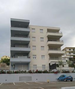 Gallery image of OLIVE apartment in Makarska