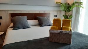 Posteľ alebo postele v izbe v ubytovaní Apartamento Capri Los Boliches Wifi gratis Beach 100m