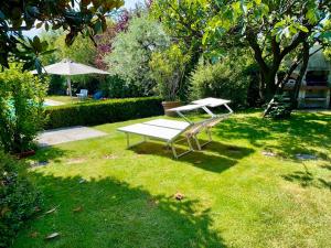 Aed väljaspool majutusasutust IRIS 1 lago di Como
