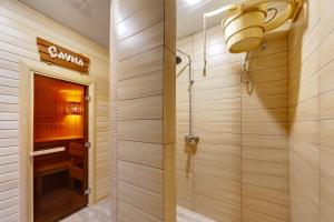  Ванная комната в Bravo Hotel 