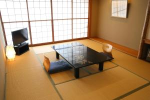 Area tempat duduk di Nishiizu Crystal View Hotel