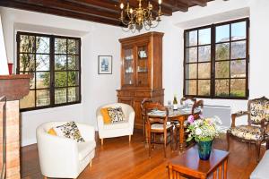 Χώρος καθιστικού στο La Grange de Jean - 3 bedrooms with garden 300m from Lake Annecy +24 φωτογραφίες