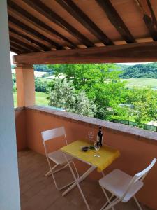 Balkón nebo terasa v ubytování Antonella House -Podere della Collina