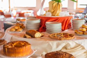 Makanan di atau berdekatan hotel