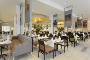 Restaurace v ubytování Hotel Riu Tikida Palmeraie - All Inclusive