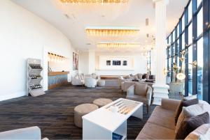 Posezení v ubytování Sky Tower Hotel