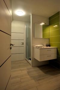 Gallery image of Chambre d'hôte avec jacuzzi in Sanilhac +4 photos