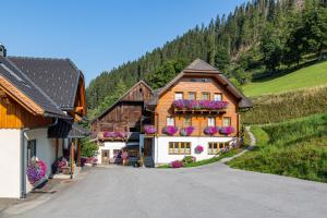 Loodusmaastik of the country house lähedal