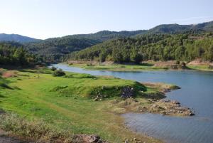 Afbeelding uit fotogalerij van Apartamentos Les Moreres in Duesaigües
