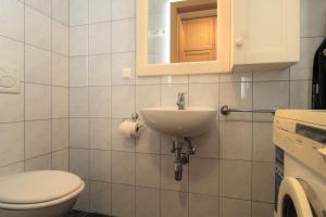 Łazienka w obiekcie Family Apartment FUCHS Bad Kleinkirchheim