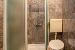 Koupelna v ubytování Apartmani Jurman