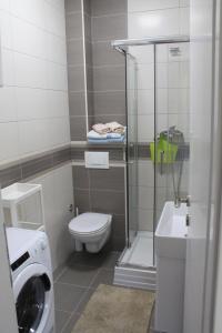 Kúpeľňa v ubytovaní Apartmani Matea + 14 fotografií