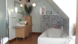 Bagno di Beaumont House