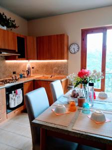 トレモージネ・スル・ガルダにあるCASA MAGIAのギャラリーの写真 +32枚の写真