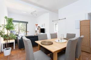 Posezení v ubytování Apartamentos Los Mirlos