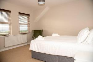 Letto o letti in una camera di Hillside House- Wild Atlantic Way