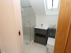 Kylpyhuone majoituspaikassa Briar Barn