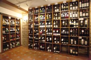 Hotel Merindad de Olite italokat is kínál