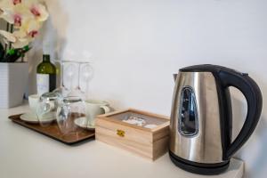 Příslušenství pro přípravu čaje a kávy v ubytování Luxury rooms Zadar old town