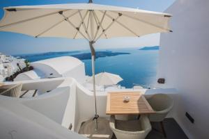 Χώρος καθιστικού στο Chic Hotel Santorini