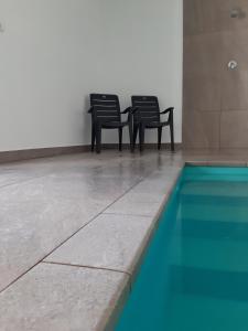 Bazén v ubytování Holiday House Vitice 21 nebo v jeho okolí