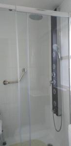 Koupelna v ubytování habitac privada Bed n Bkf Patagonia Norte - Puerto Varas Homestay - BnB Plus