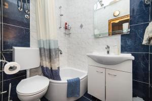 Apartments Gajetaにあるバスルーム +58枚の写真