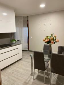 Kuchyňa alebo kuchynka v ubytovaní Apartamento Centro Ciudad Pontevedra