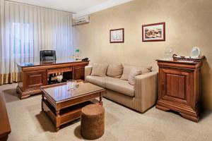 منطقة جلوس في The Regent Club Hotel