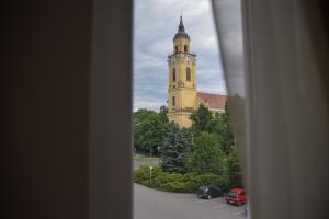 Fotografia z galérie ubytovania Körös Panzió és Étterem v destinácii Gyomaendrőd