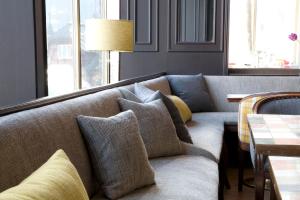 Posedenie v ubytovaní Das REGINA Boutiquehotel