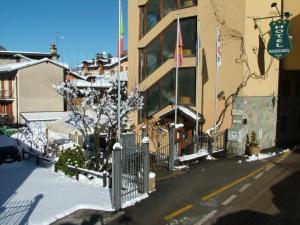 Hotel Marguareis durante l'inverno