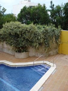 Bazén v ubytovaní Apartamento Pescadors alebo v jeho blízkosti