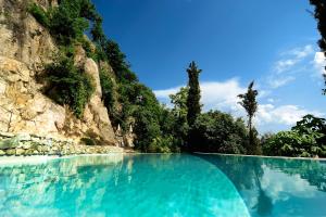 Πισίνα στο ή κοντά στο Villa Sasso
