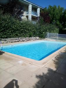 Πισίνα στο ή κοντά στο Appartement 1 chambre avec Piscine