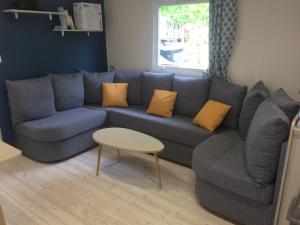 Gallery image of MOBIL HOME 6/8 places in Onzain