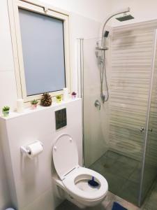 Ein Badezimmer in der Unterkunft Dekel Dom Baharava