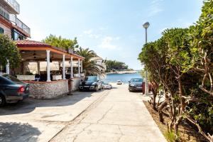 Gallery image of Guest House Simoni in Prigradica