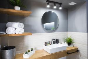 Kúpeľňa v ubytovaní New Gate City Break Suite + 19 fotografií